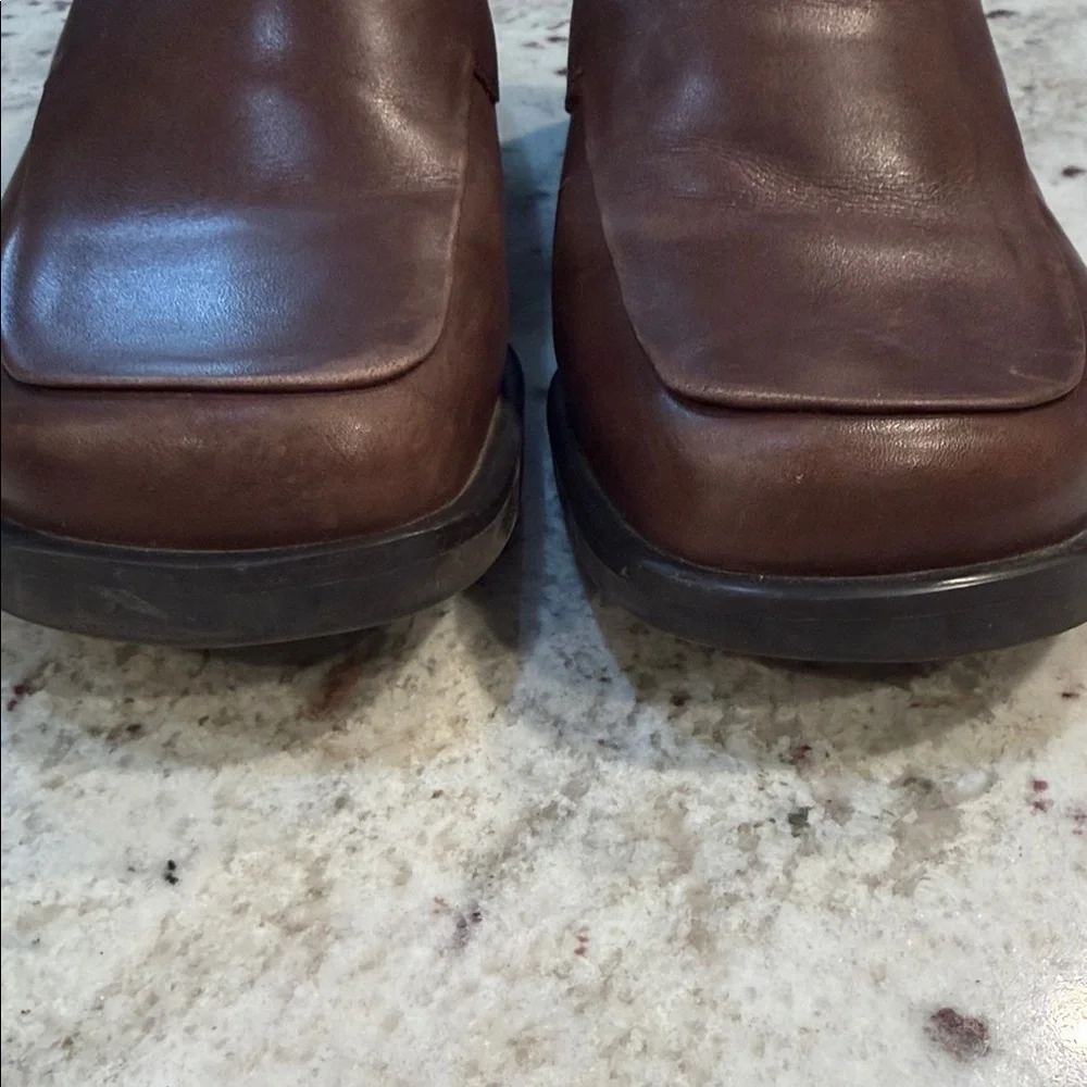 Franco Sarto step out